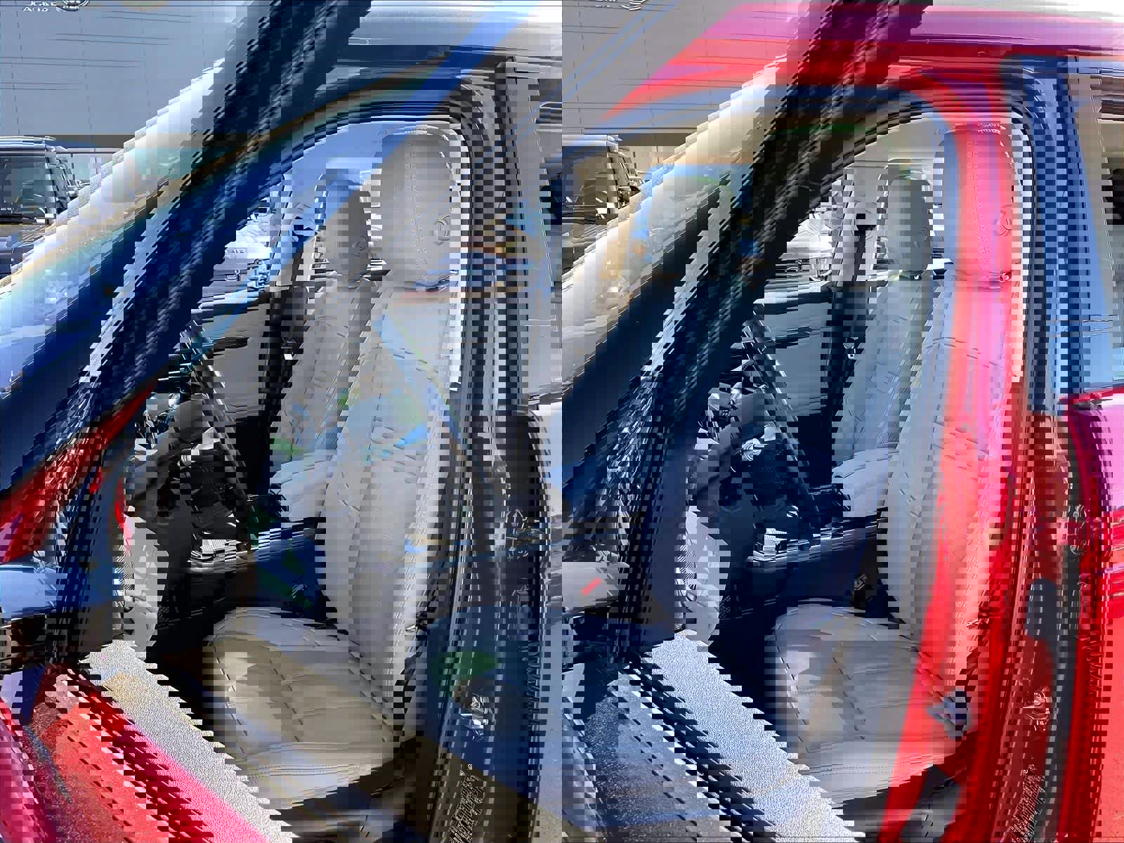 Used 2020 Land Rover Range Rover Evoque SE image 26