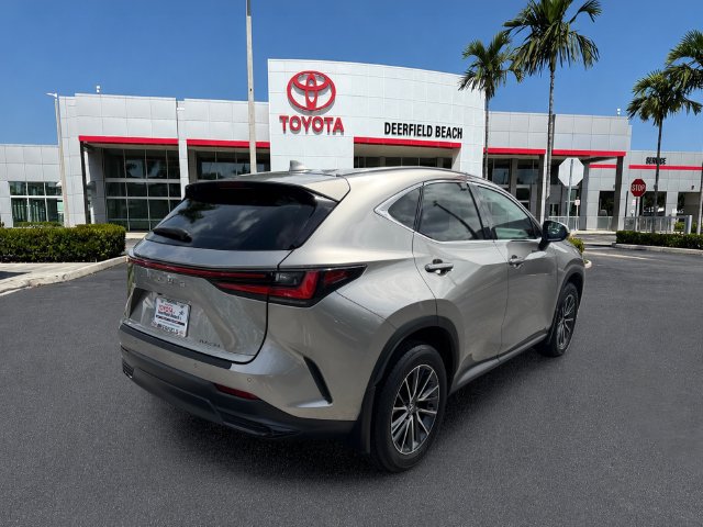 Used 2025 Lexus NX 250 FWD w/ Accessory Package (Z2) image 17