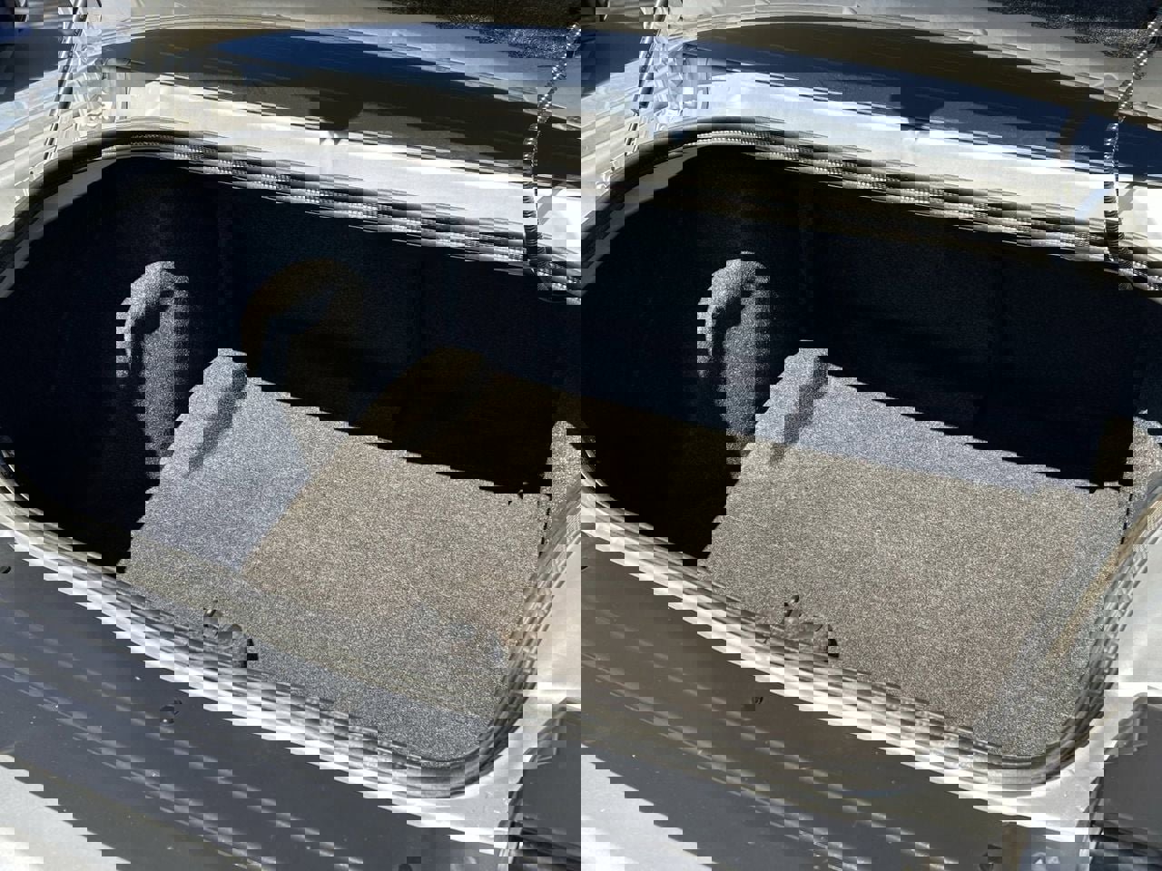 Used 2019 Dodge Challenger SXT image 13