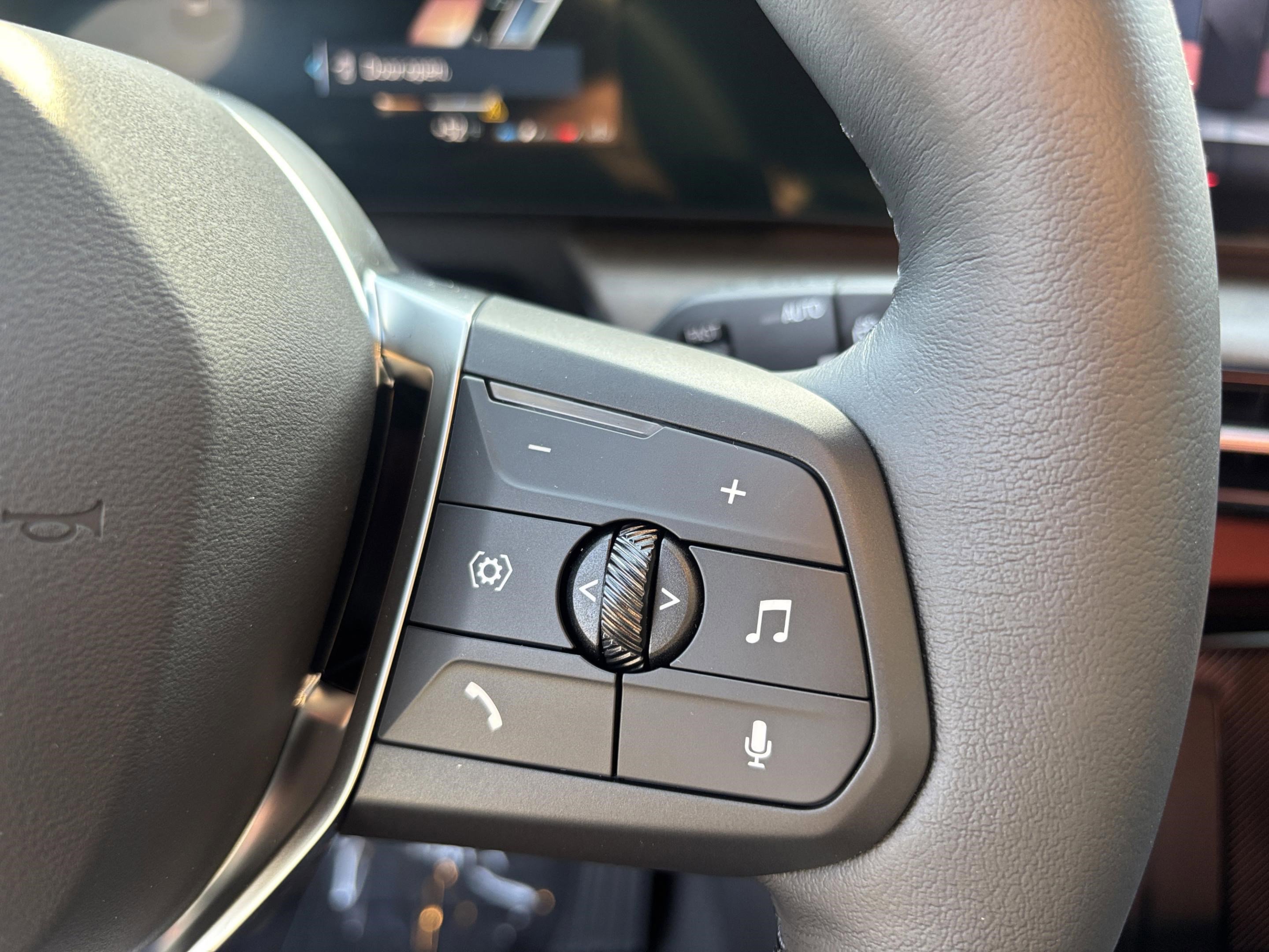 New 2026 BMW X1 xDrive28i w/ Technology Package image 10