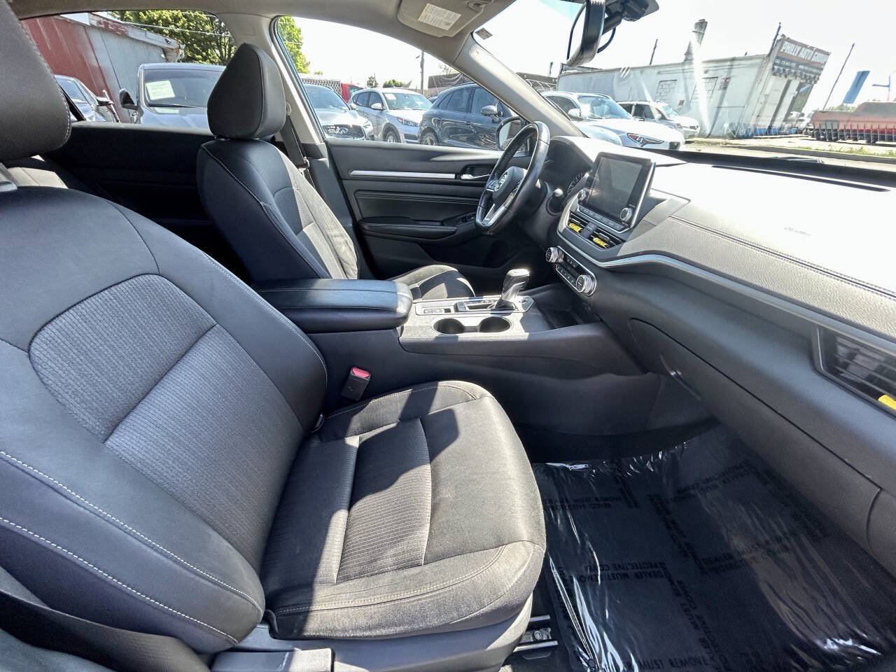 Used 2019 Nissan Altima 2.5 SV FWD image 17