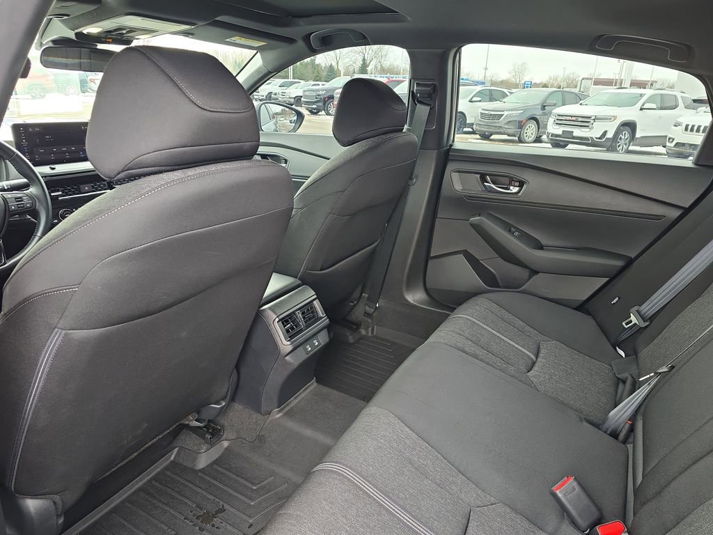 Used 2025 Honda Accord Sport image 29