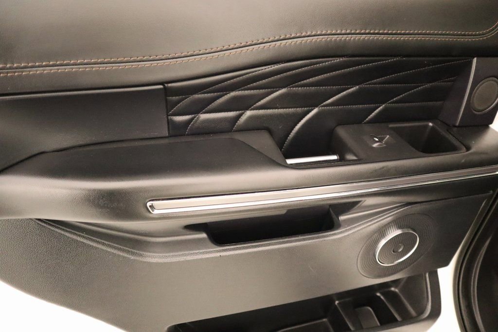 Used 2021 Ford Expedition Platinum AWD/4WD image 19