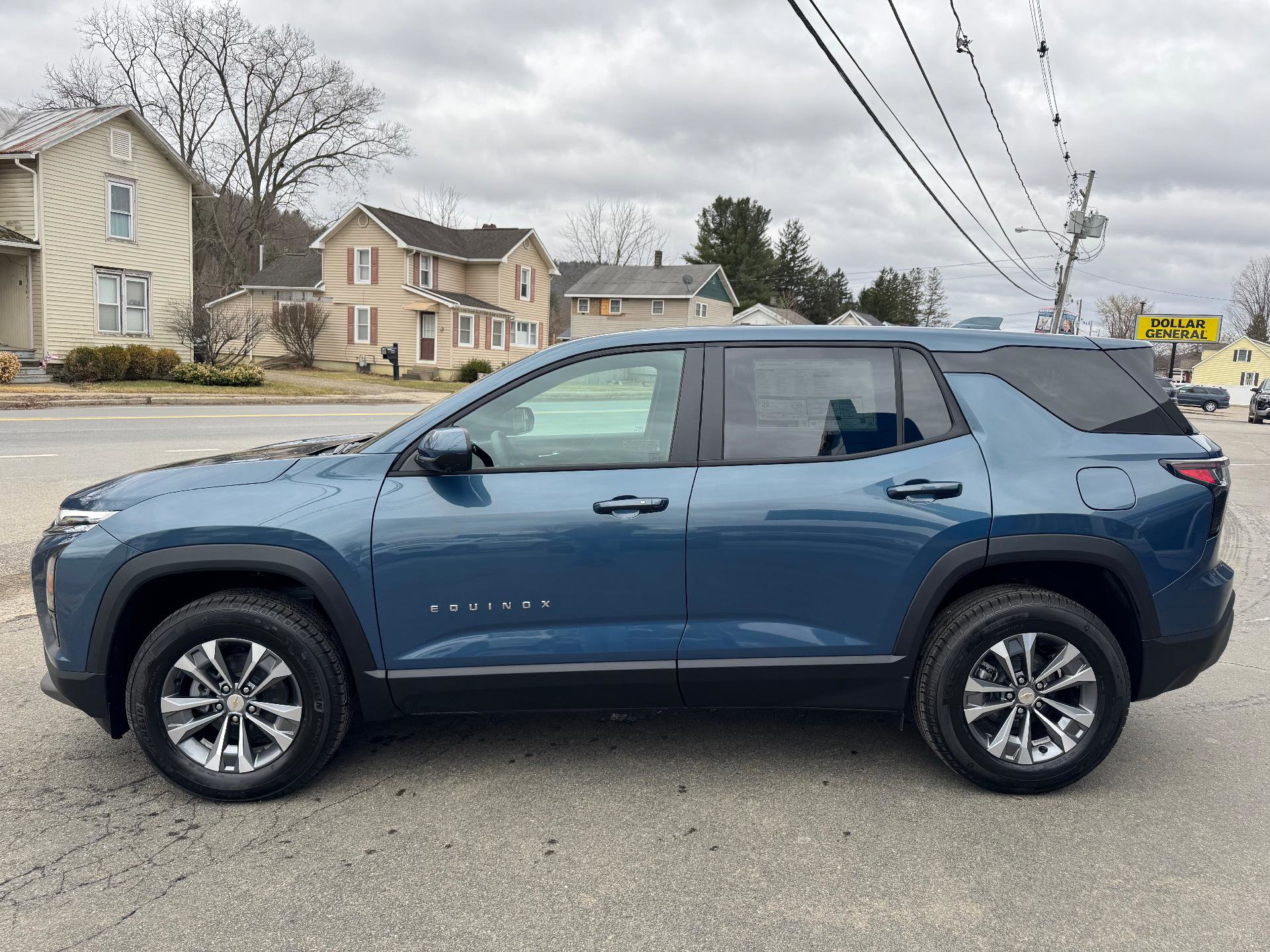 New 2026 Chevrolet Equinox LT w/ Convenience Package II image 12