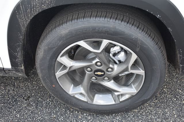 New 2026 Chevrolet Trax LT w/ LT Convenience Package FWD image 12