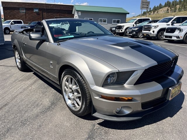 Used 2008 Ford Mustang Shelby GT500 RWD image 3