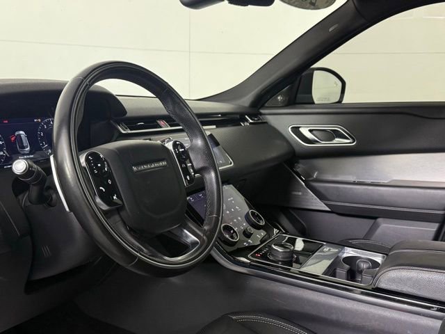 Certified 2019 Land Rover Range Rover Velar R-Dynamic SE image 33