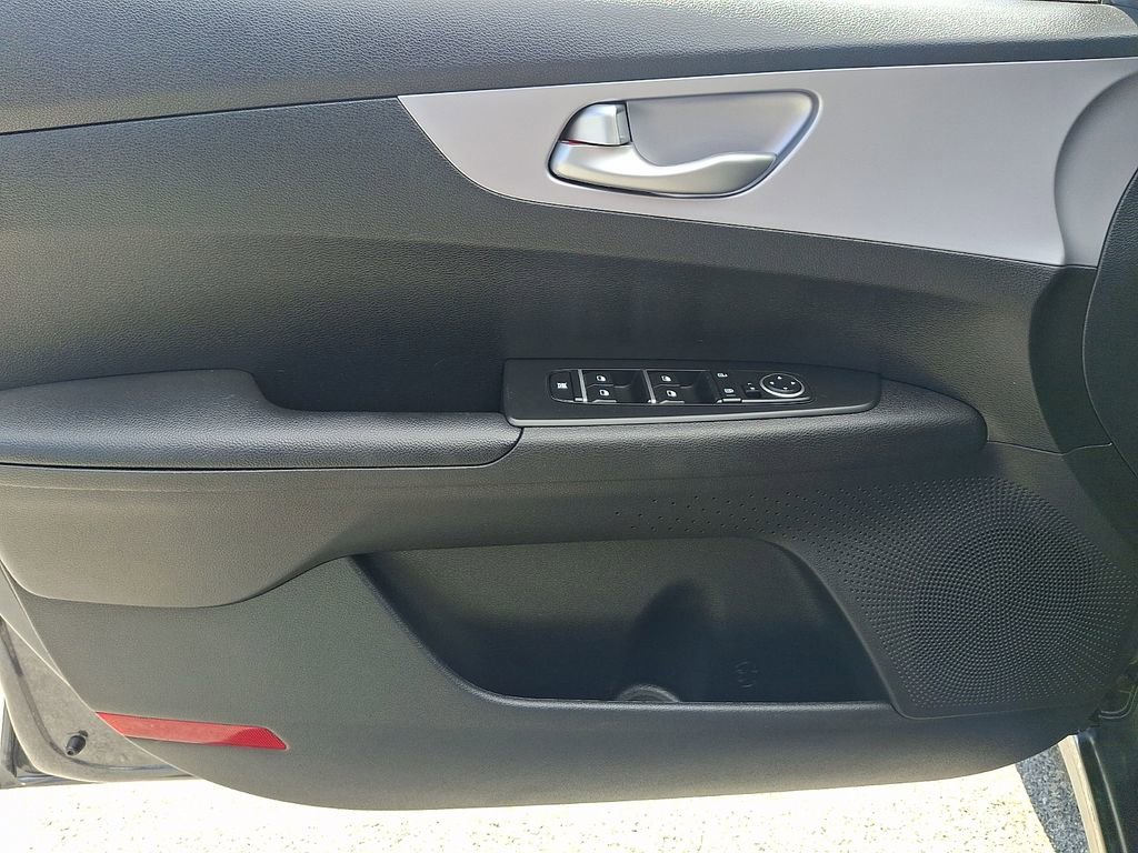 Used 2024 Kia Forte LXS image 14