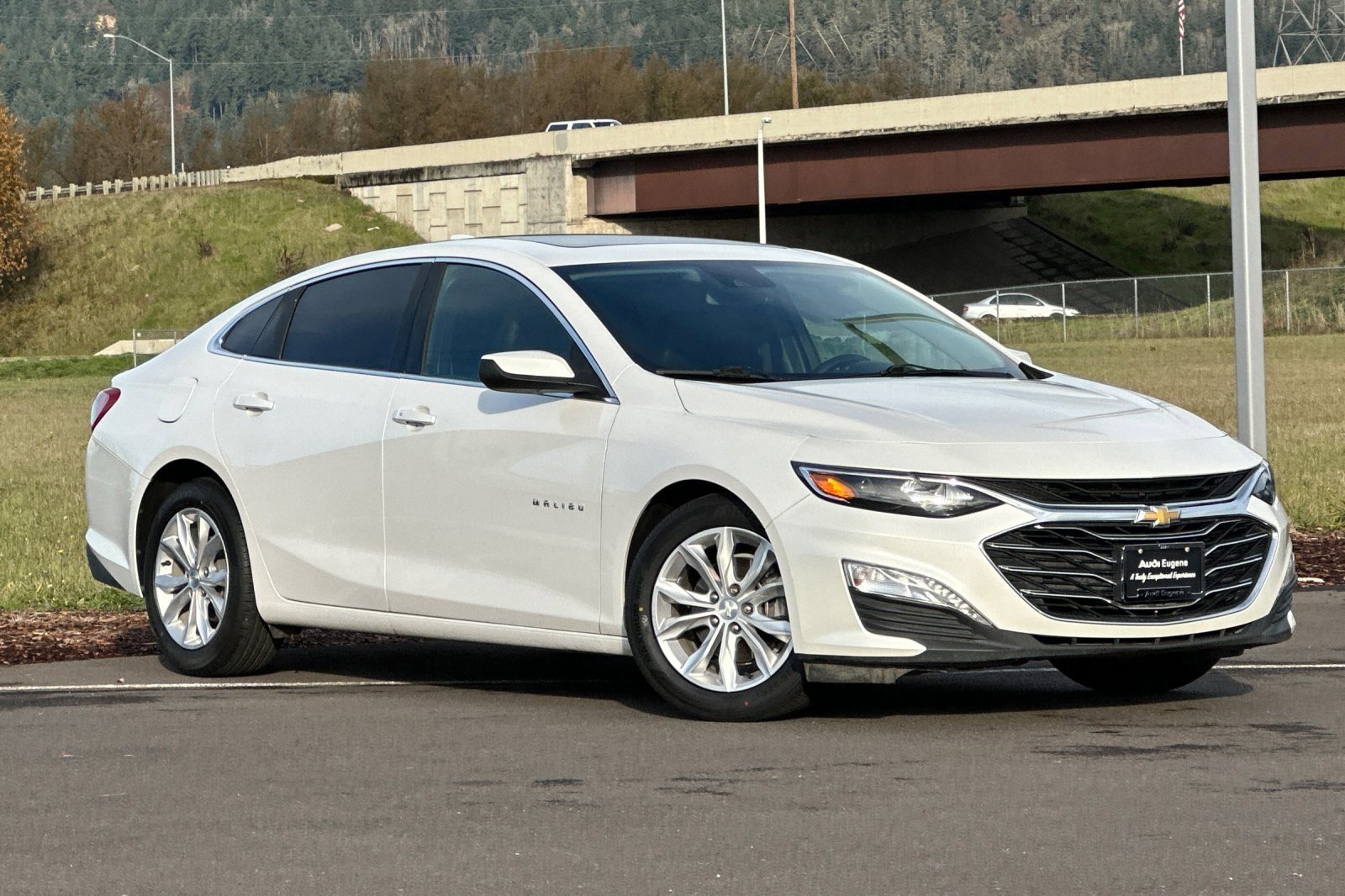 Used 2019 Chevrolet Malibu Hybrid w/ Leather Package