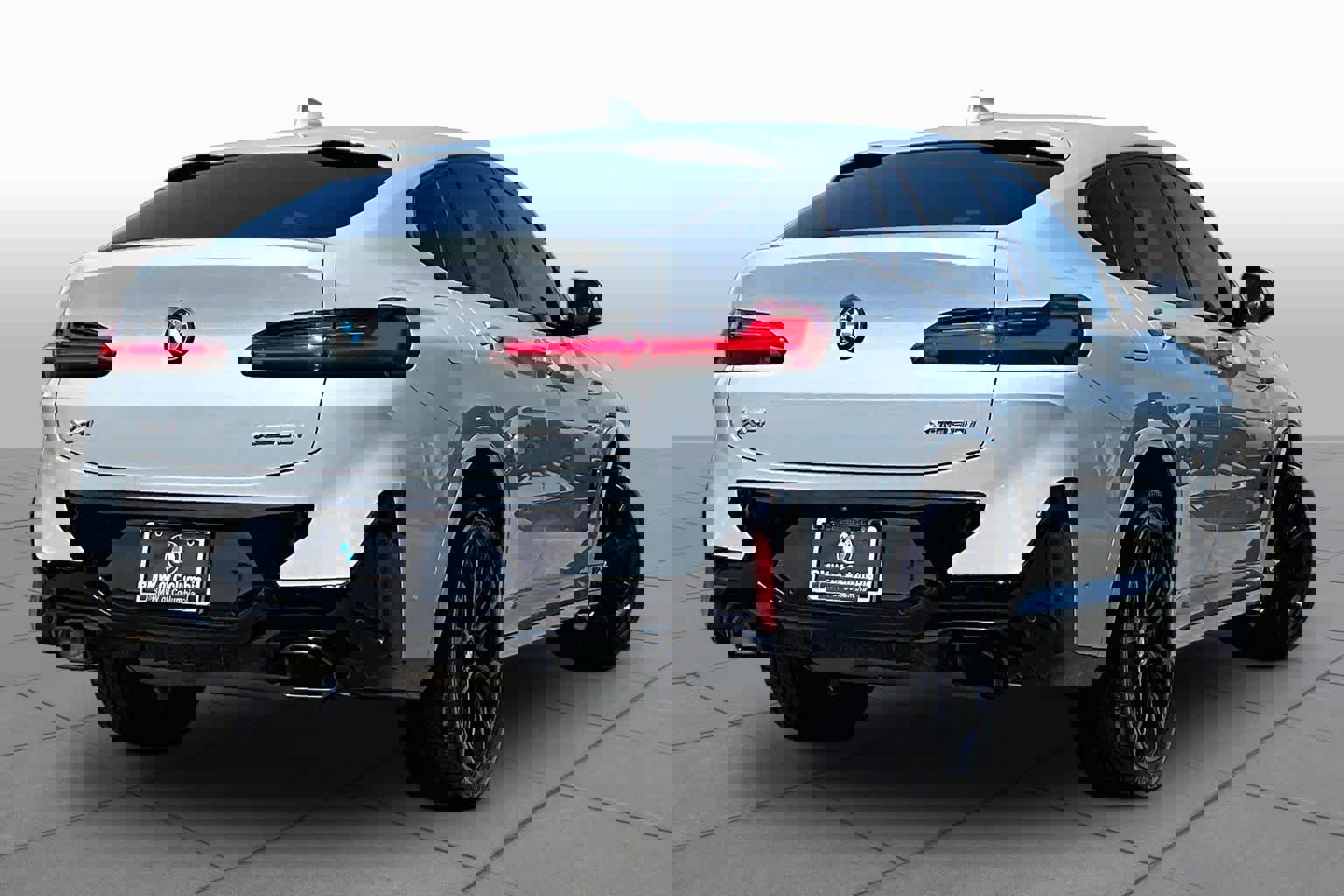 Certified 2024 BMW X4 xDrive30i w/ Premium Package AWD/4WD image 12