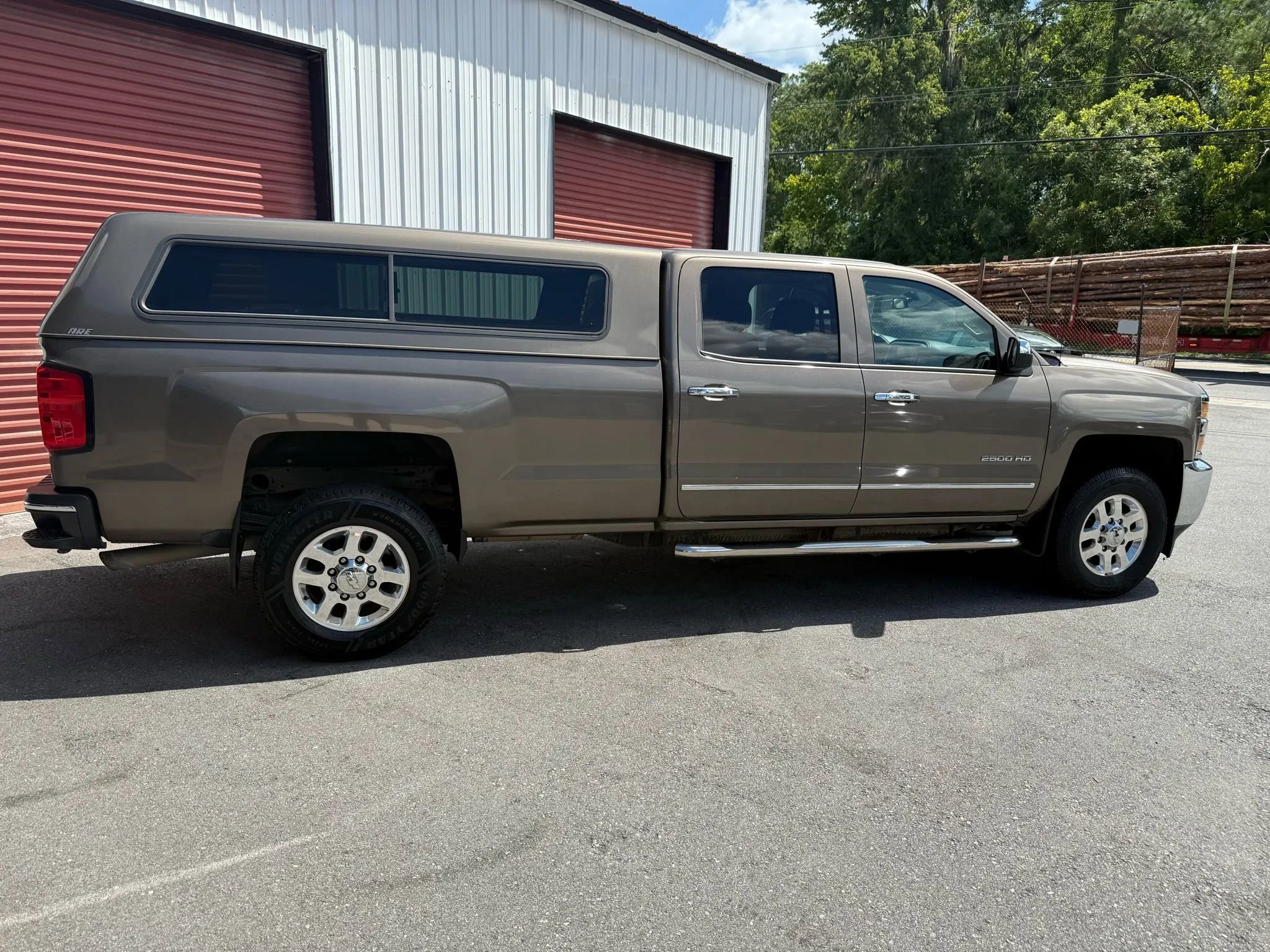 Used 2015 Chevrolet Silverado 2500 LTZ w/ LTZ Plus Package image 13