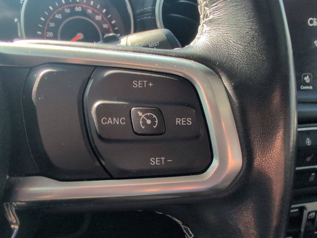 Used 2020 Jeep Wrangler Unlimited Sahara w/ Dual Top Group AWD/4WD image 13