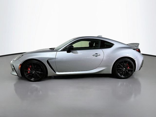 Used 2025 Toyota GR86 Premium w/ Performance Package RWD image 4