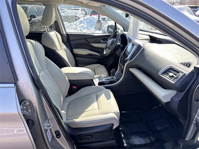 Used 2019 Subaru Ascent Limited w/ Popular Package #3 image 9