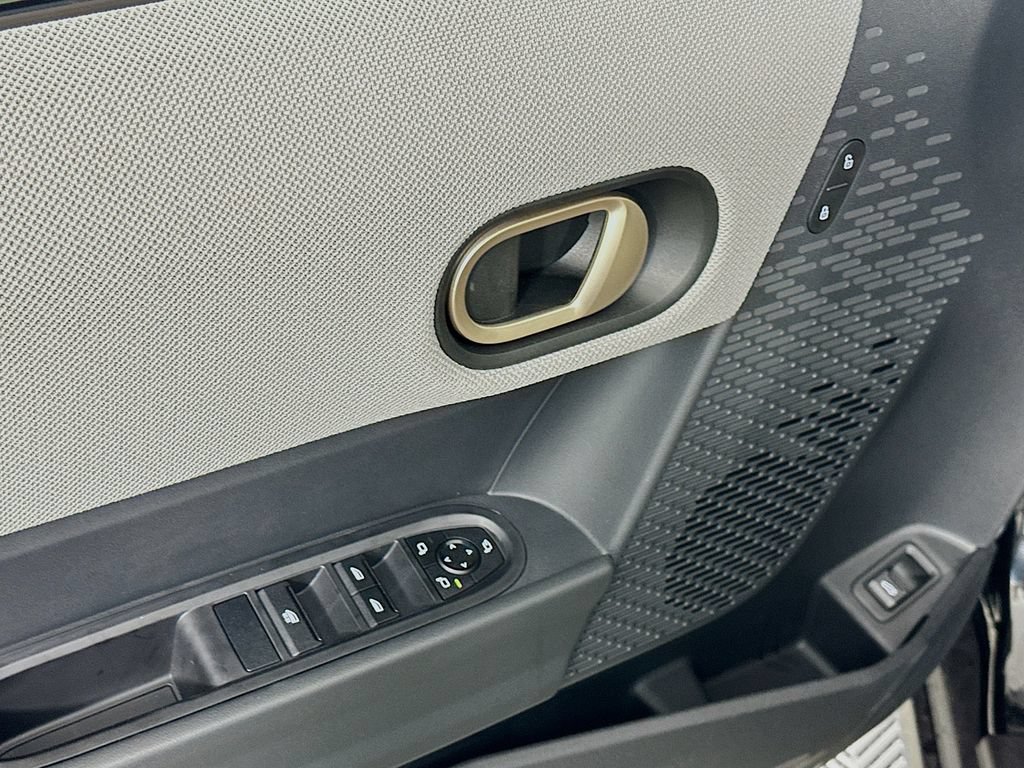Certified 2025 MINI Cooper S FWD image 19