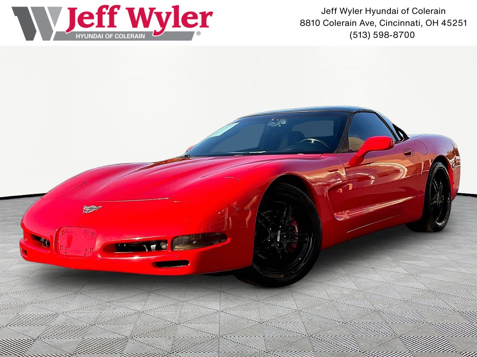 Used 2003 Chevrolet Corvette Coupe w/ Preferred Equipment Group RWD video 1