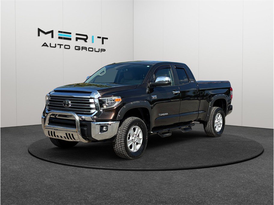 Used 2019 Toyota Tundra Limited w/ Limited Premium Package AWD/4WD image 4