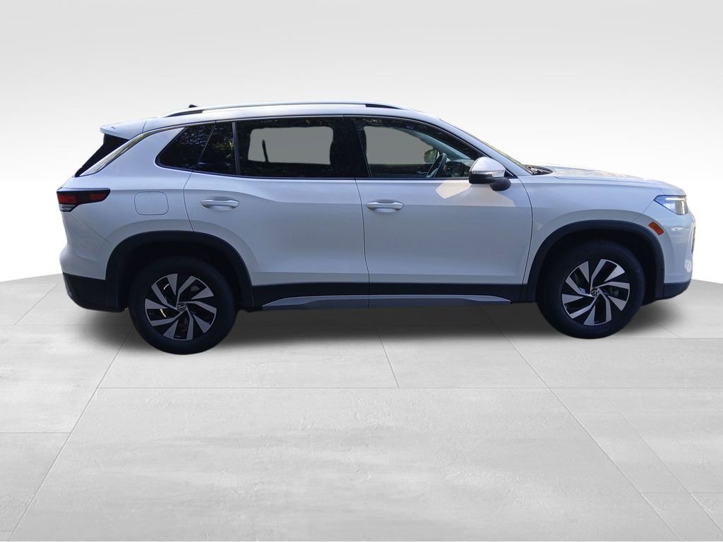 New 2025 Volkswagen Tiguan S image 6