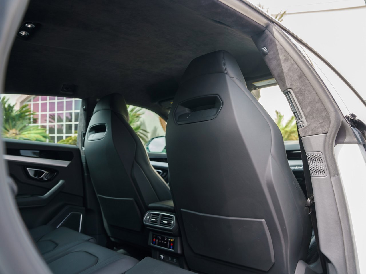 Used 2023 Lamborghini Urus S image 22