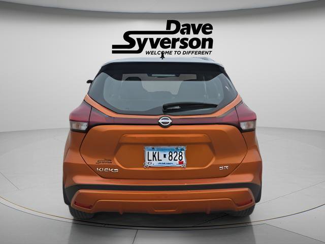 Used 2024 Nissan Kicks SR w/ SR Premium Package image 6