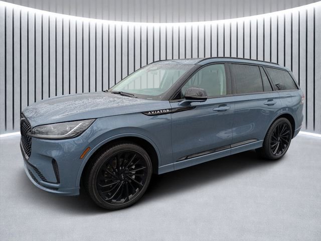 New 2025 Lincoln Aviator Reserve w/ Luxury Package image 7