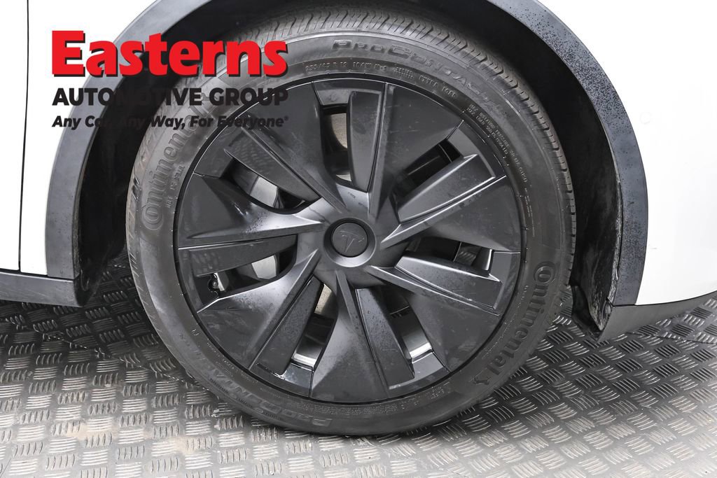 Used 2020 Tesla Model Y Long Range image 26