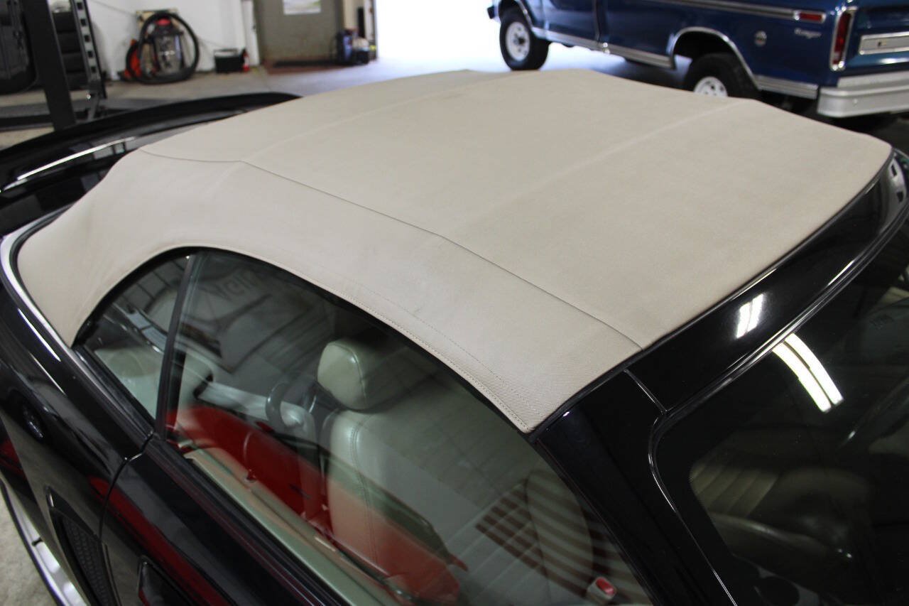 Used 1999 Ford Mustang Cobra RWD image 22
