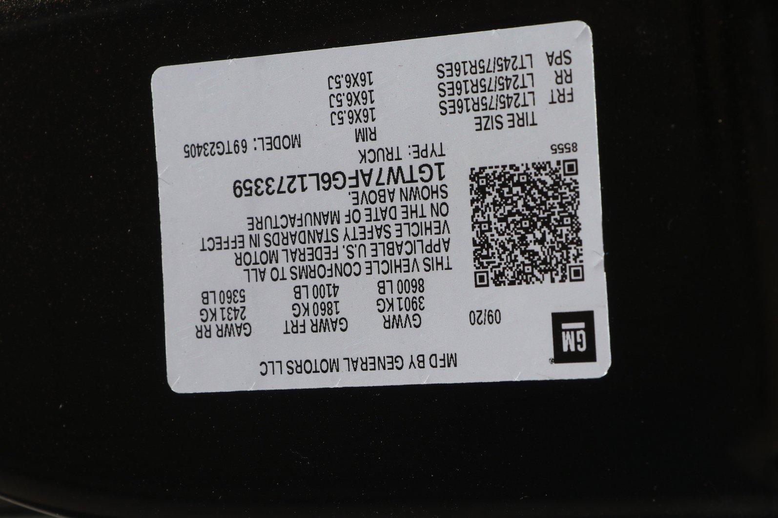 Used 2020 GMC Savana 2500 w/ Enhanced Convenience Package image 31