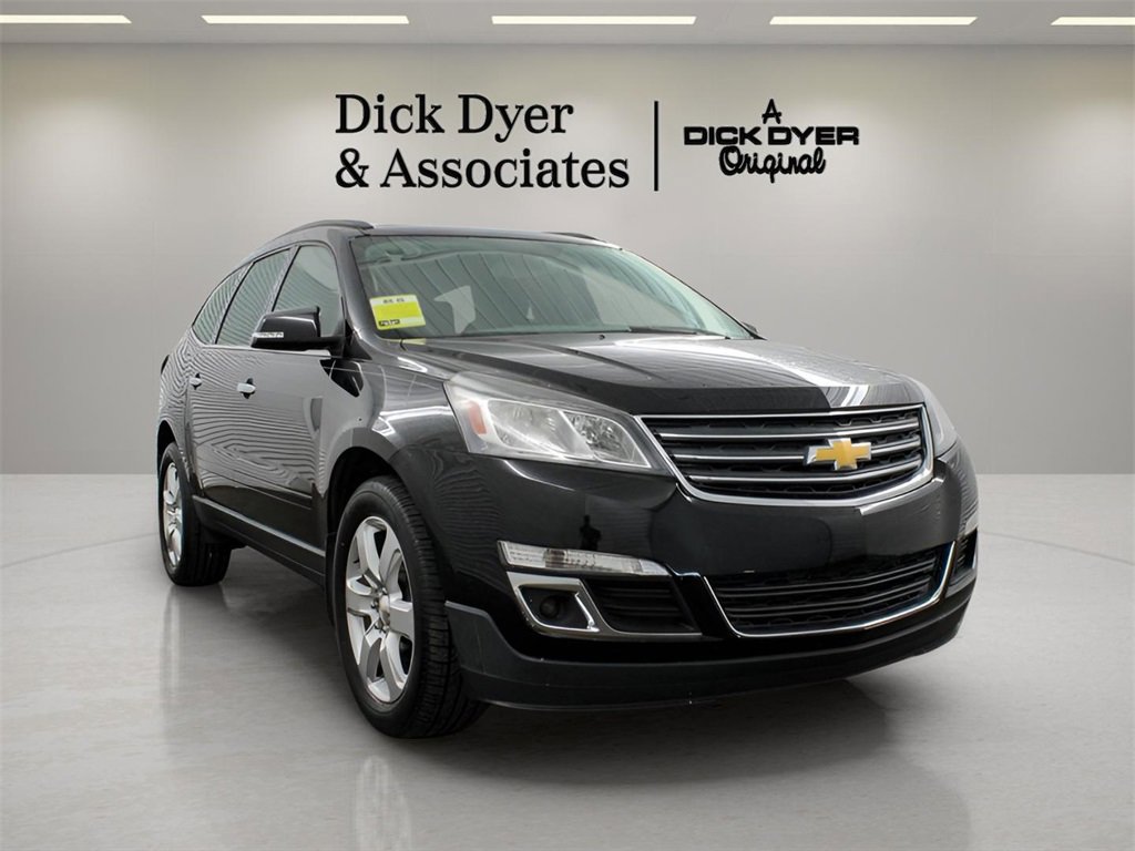 Used 2016 Chevrolet Traverse LT w/ Style and Technology Package
