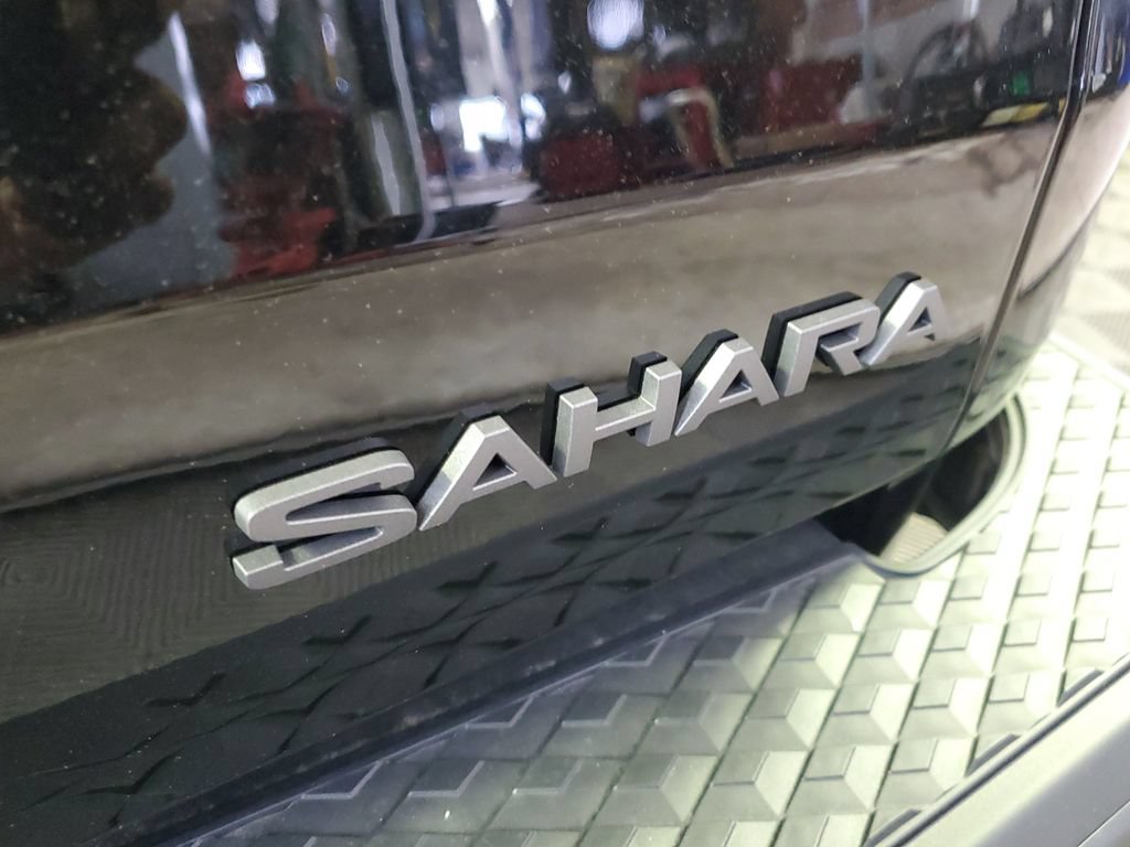 New 2026 Jeep Gladiator Sport AWD/4WD image 23