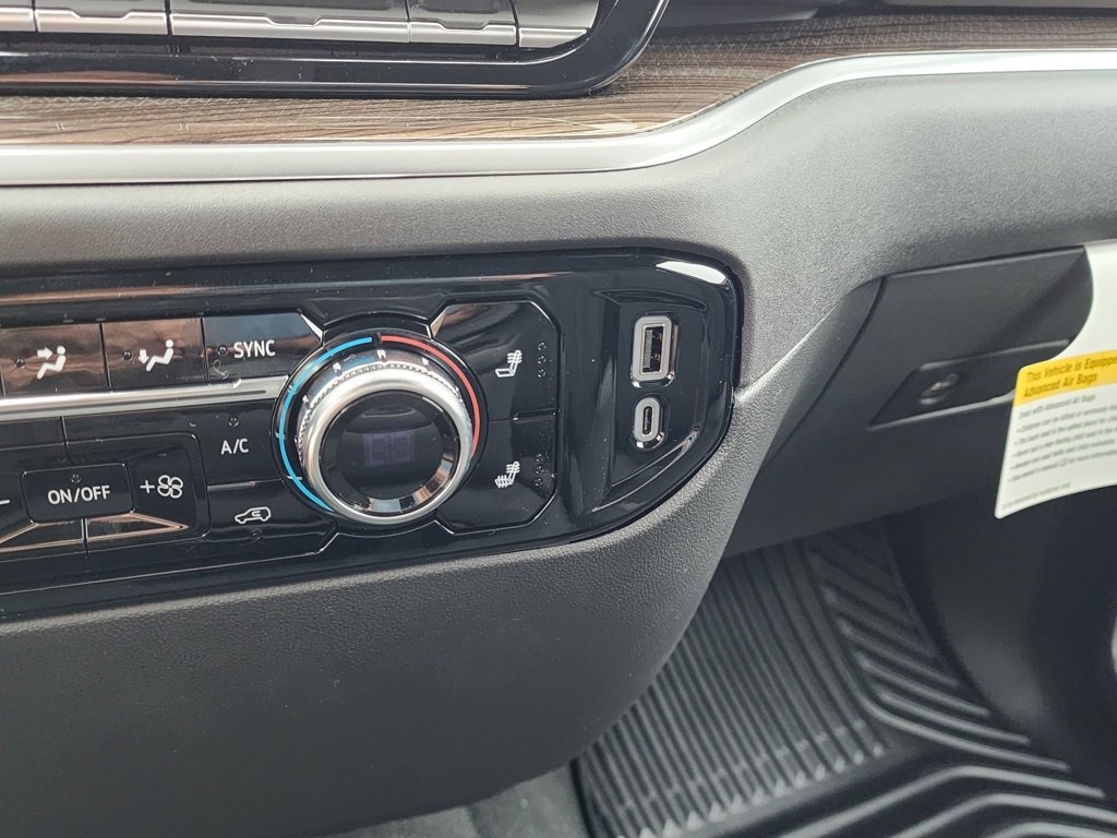 New 2026 GMC Sierra 1500 Elevation image 30