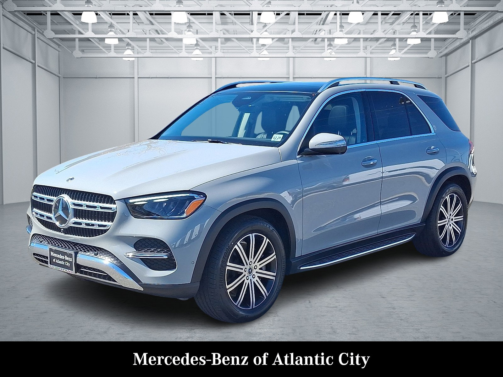 Certified 2025 Mercedes-Benz GLE 450 4MATIC image 3