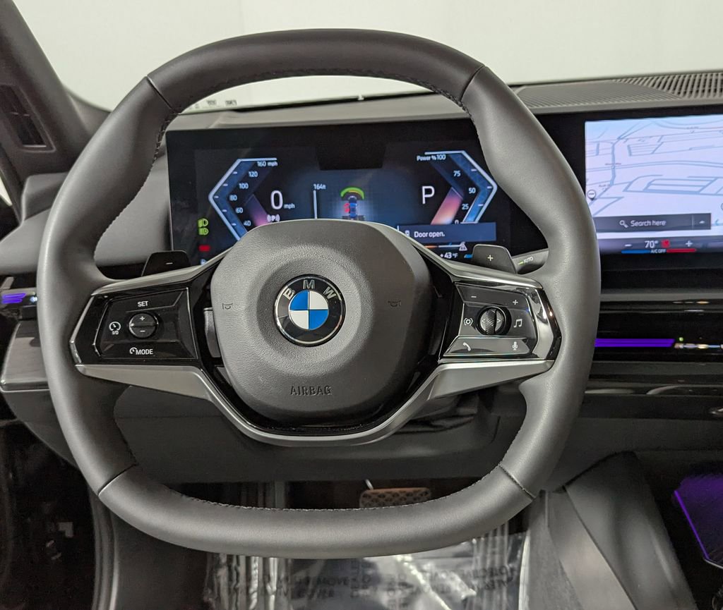 Used 2025 BMW 530i xDrive image 32