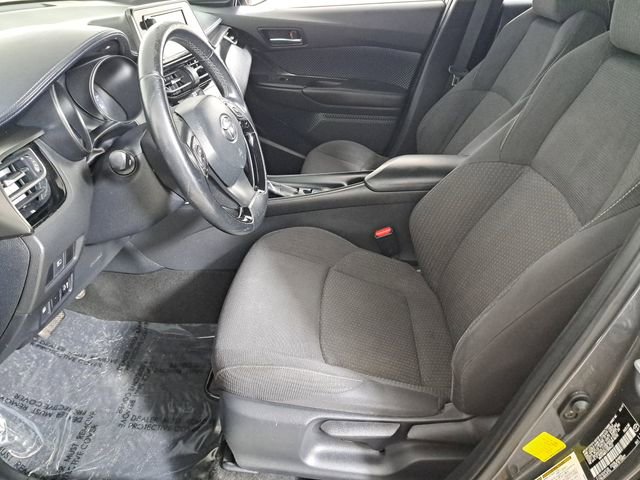 Used 2018 Toyota C-HR XLE image 19