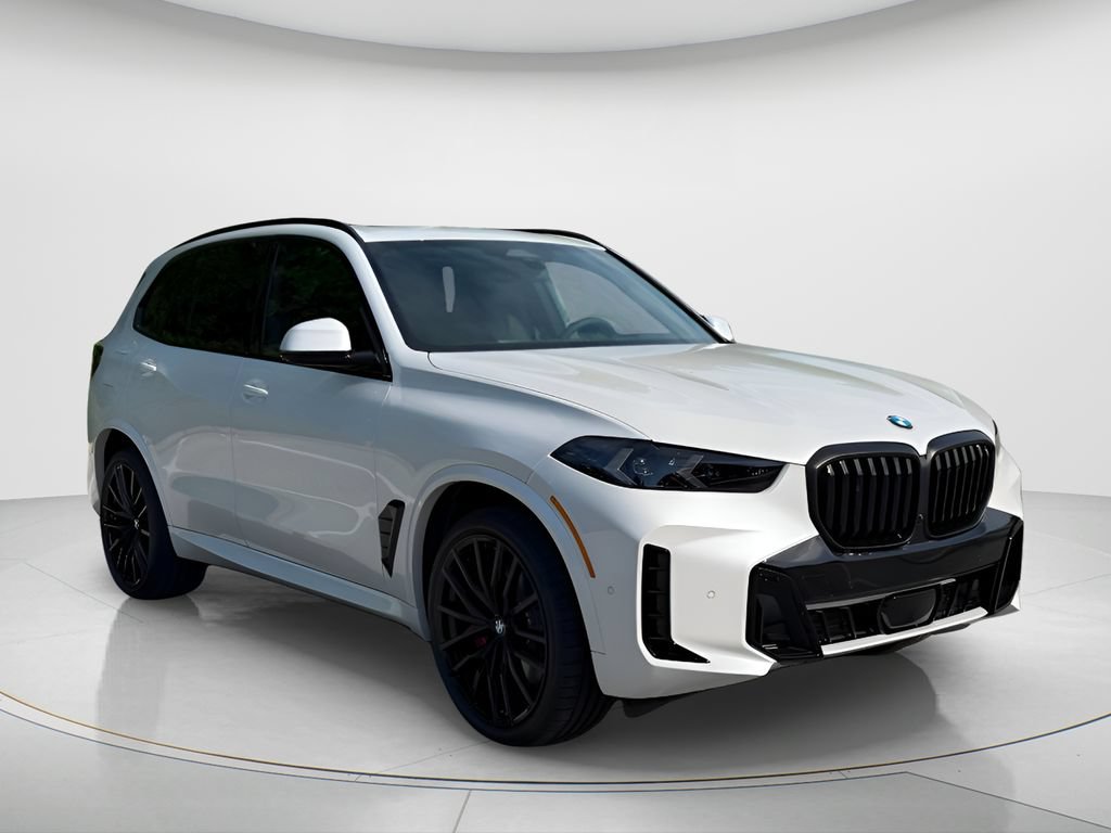 New 2026 BMW X5 xDrive40i w/ M Sport Package AWD/4WD image 3