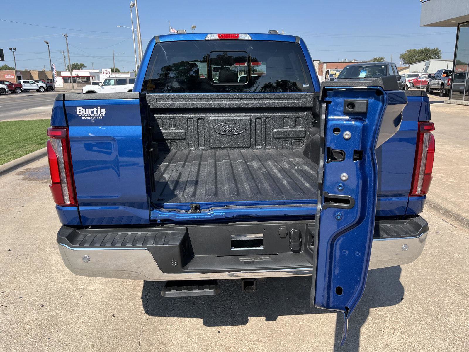 New 2025 Ford F150 Lariat image 10