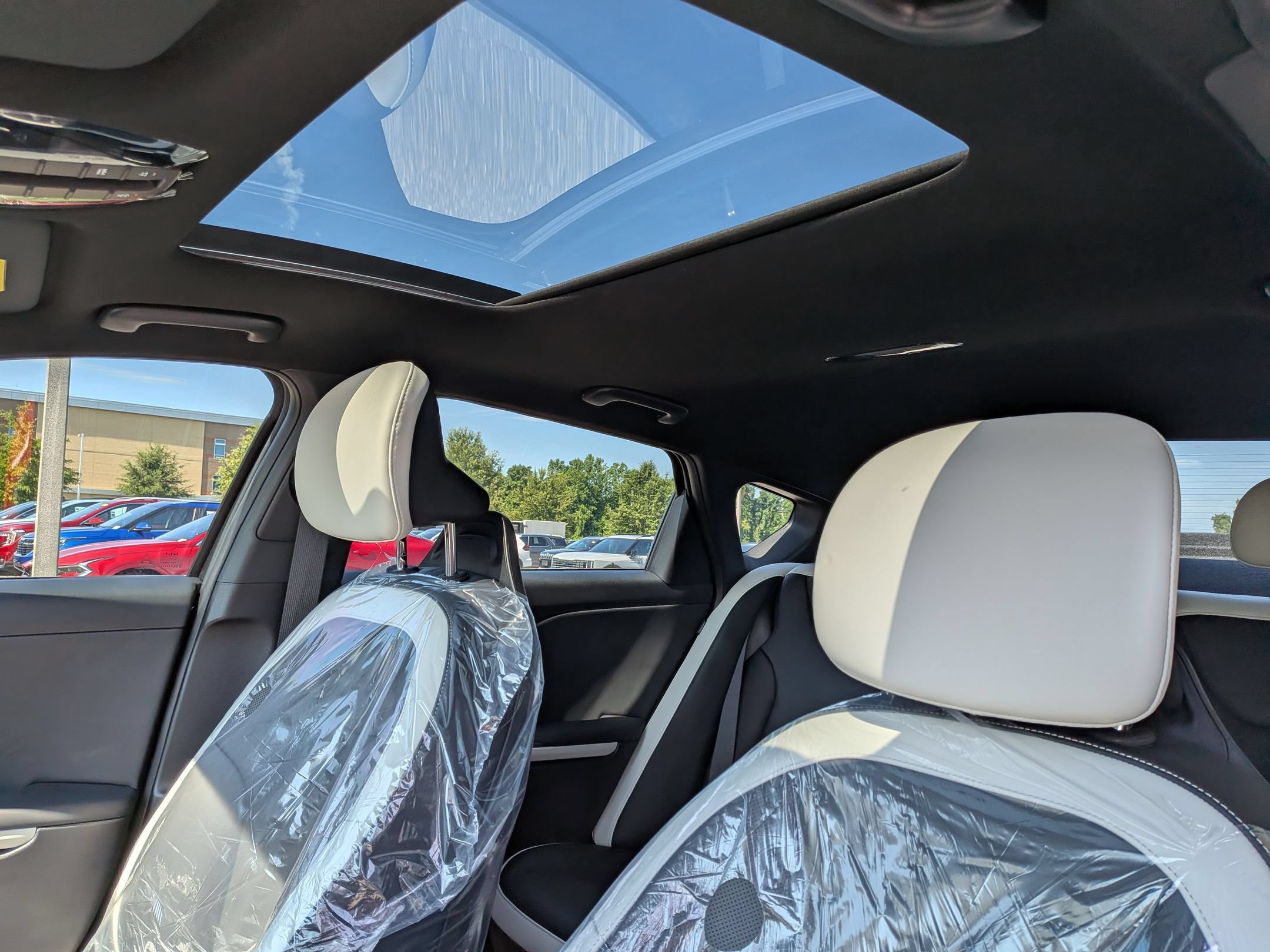 New 2026 Kia K4 GT-Line Turbo w/ GT-Line Sunroof Package FWD image 16