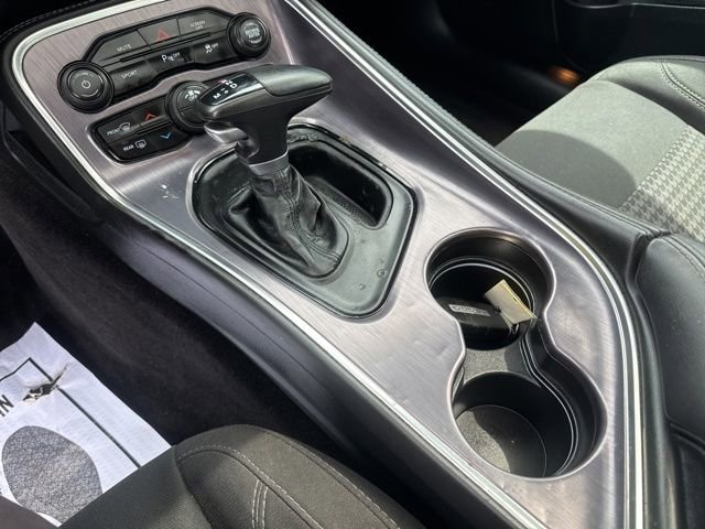 Used 2018 Dodge Challenger R/T w/ Driver Convenience Group RWD image 23