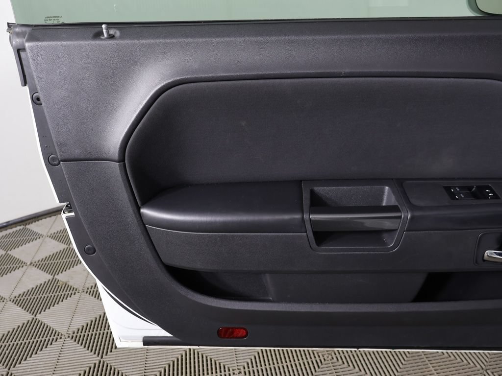 Used 2012 Dodge Challenger SXT RWD image 14