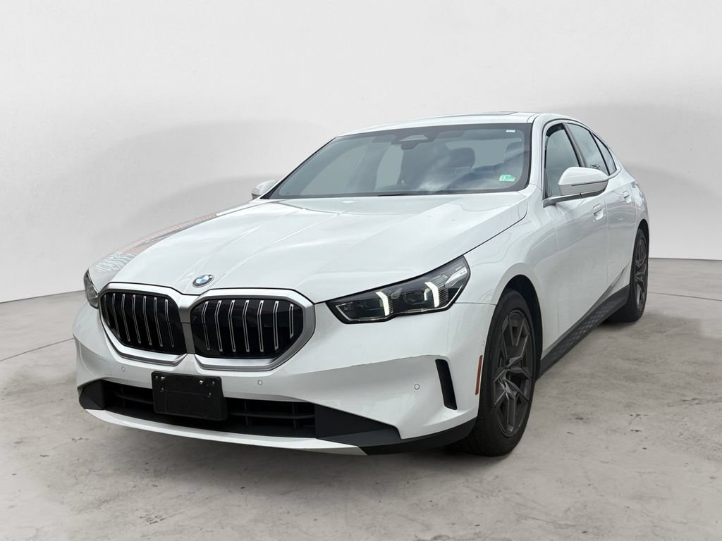 Used 2026 BMW 530i xDrive AWD/4WD image 7
