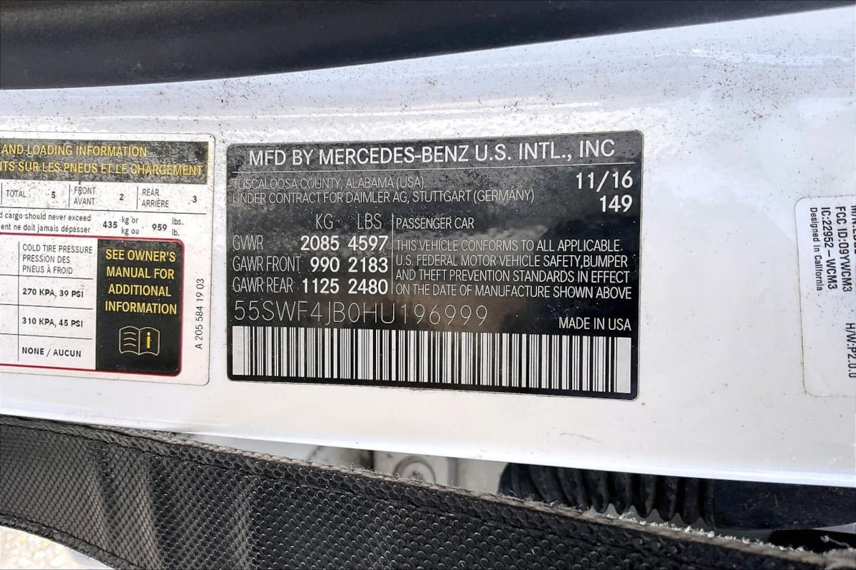 Used 2017 Mercedes-Benz C 300 Sedan image 33