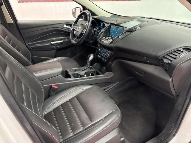 Used 2019 Ford Escape Titanium image 37