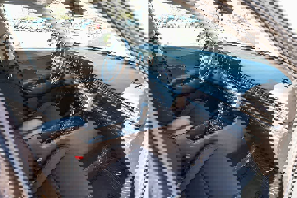 Used 2024 Hyundai Kona SEL FWD image 15