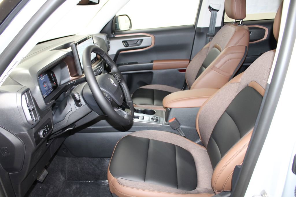 New 2026 Ford Bronco Sport Outer Banks AWD/4WD image 18