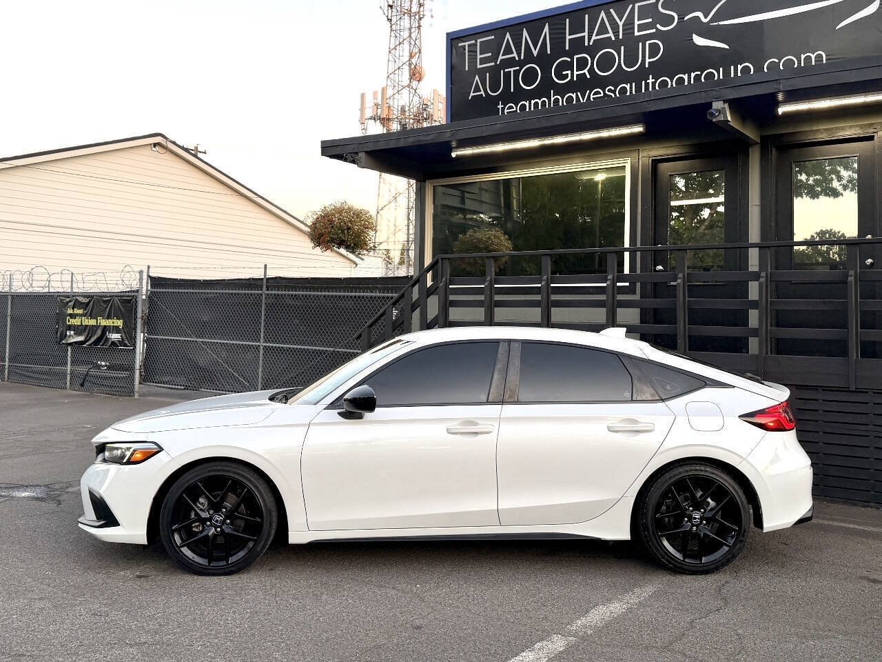 Used 2023 Honda Civic Sport image 3