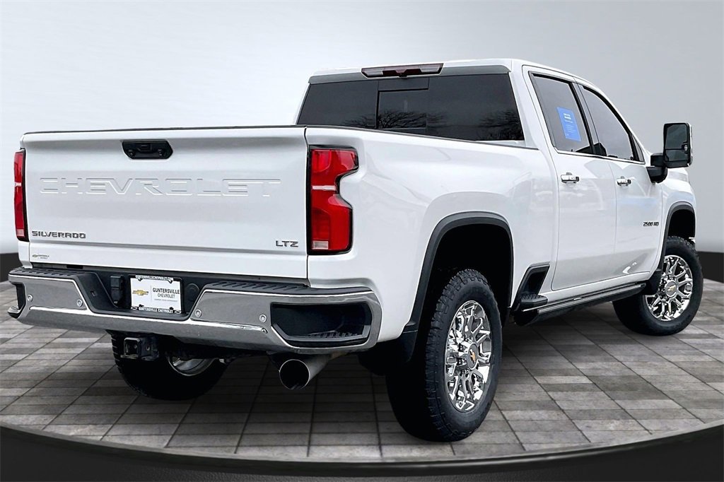 Used 2024 Chevrolet Silverado 2500 LTZ w/ LTZ Plus Package image 2