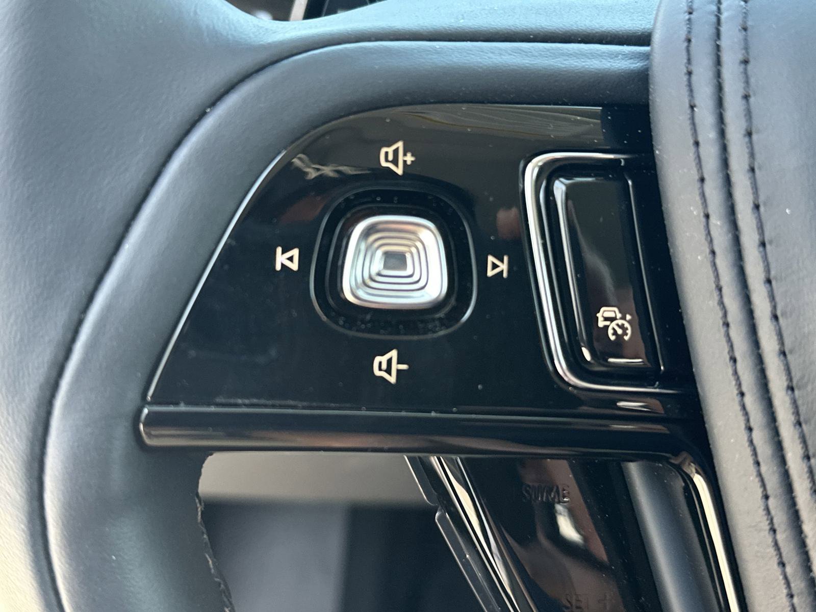 New 2025 Lincoln Aviator Reserve w/ Equipment Group 201A image 21