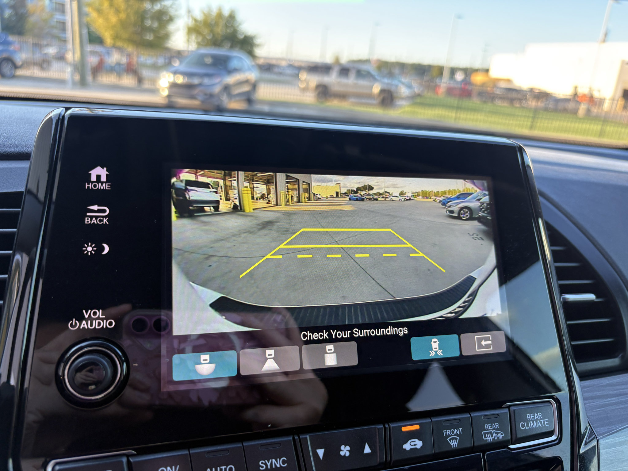 Certified 2024 Honda Odyssey Elite image 18