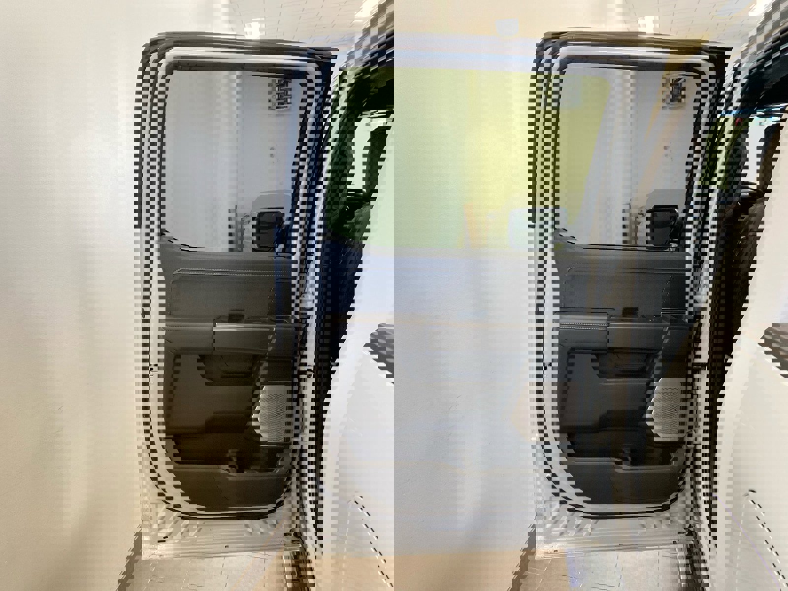 New 2025 Ford F150 Lariat w/ Equipment Group 502A High image 8