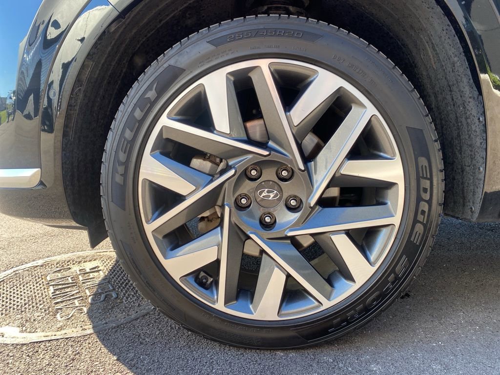 Used 2023 Hyundai Santa Fe Calligraphy image 31